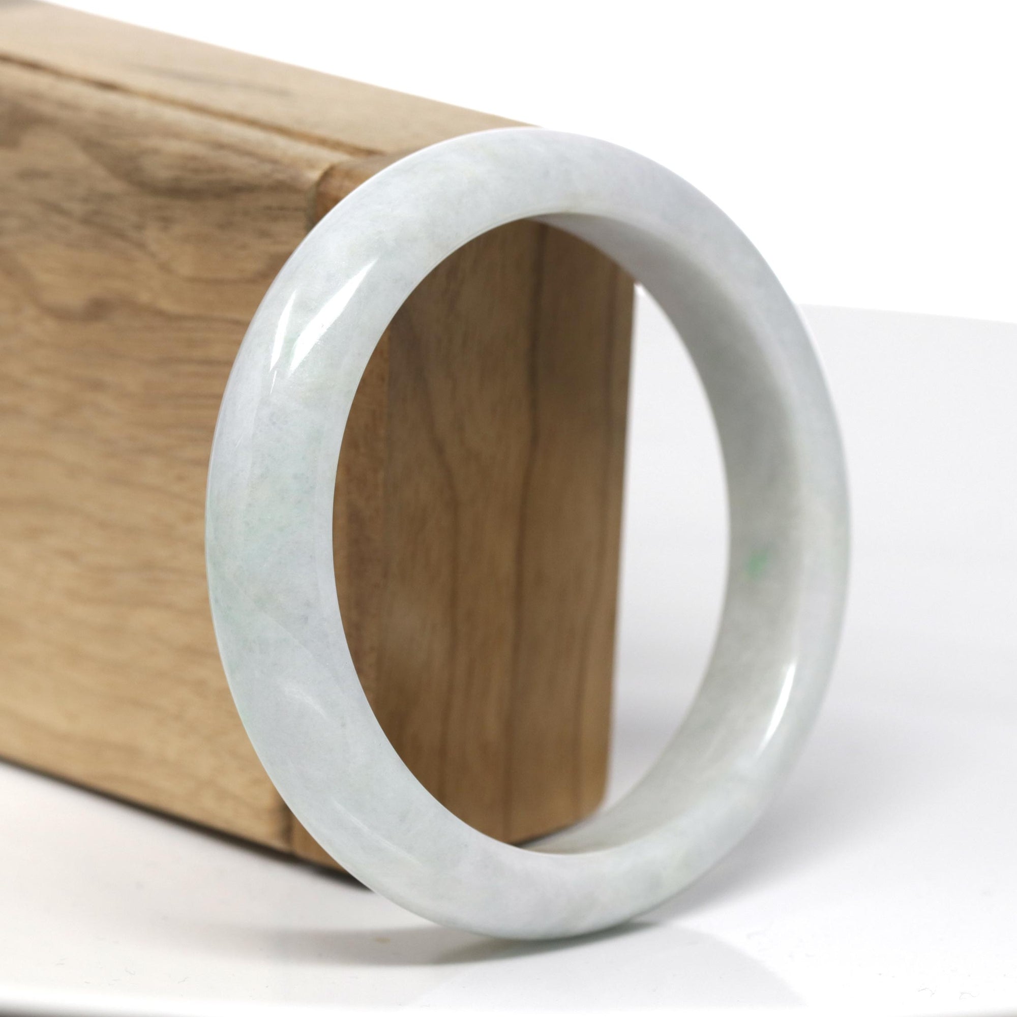 Genuine Burmese Green Jadeite Jade Bangle Bracelet (58.6 mm) 