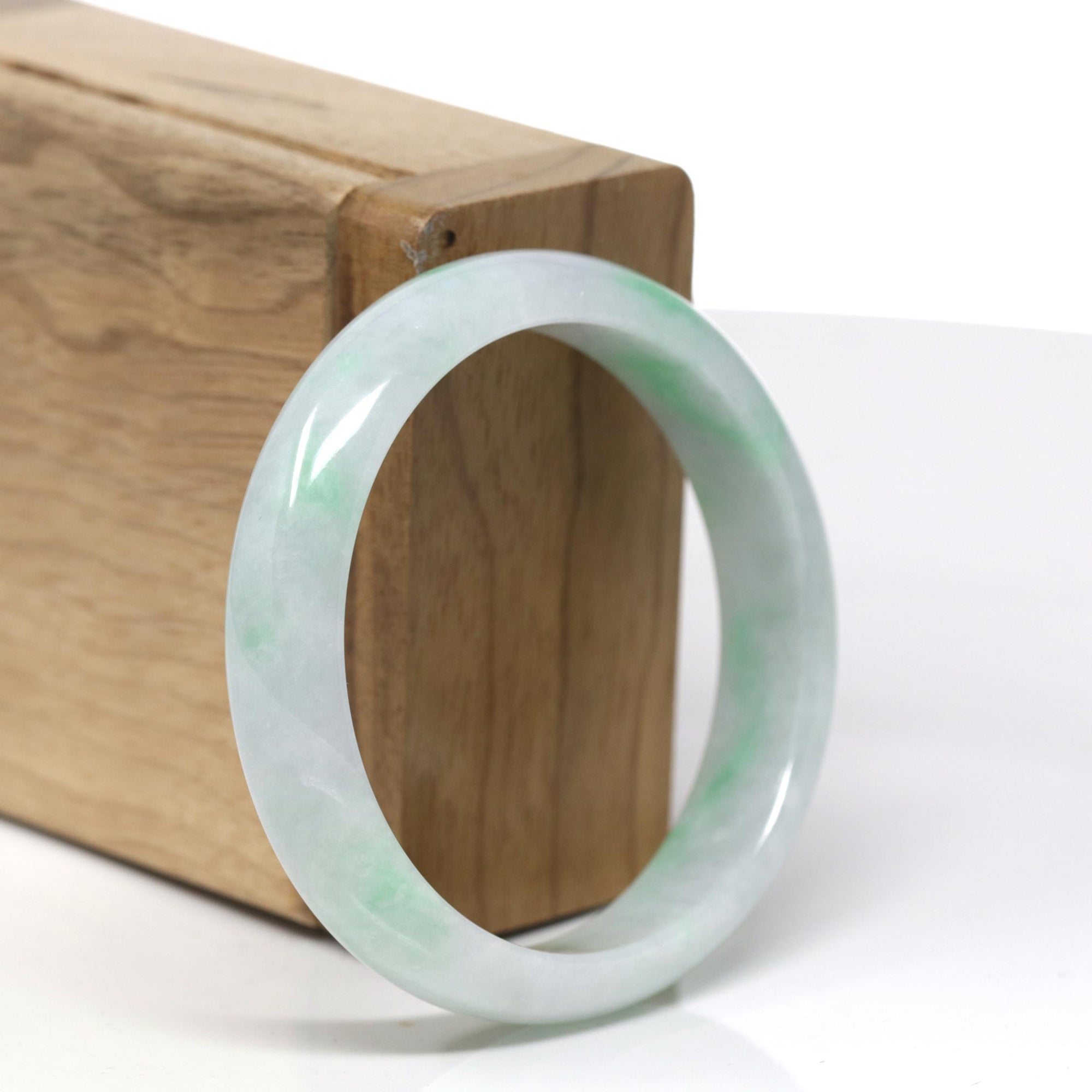 Baikalla™ "Classic Bangle" Genuine Burmese Green Jadeite Jade Bangle Bracelet ( 53.35 ) 