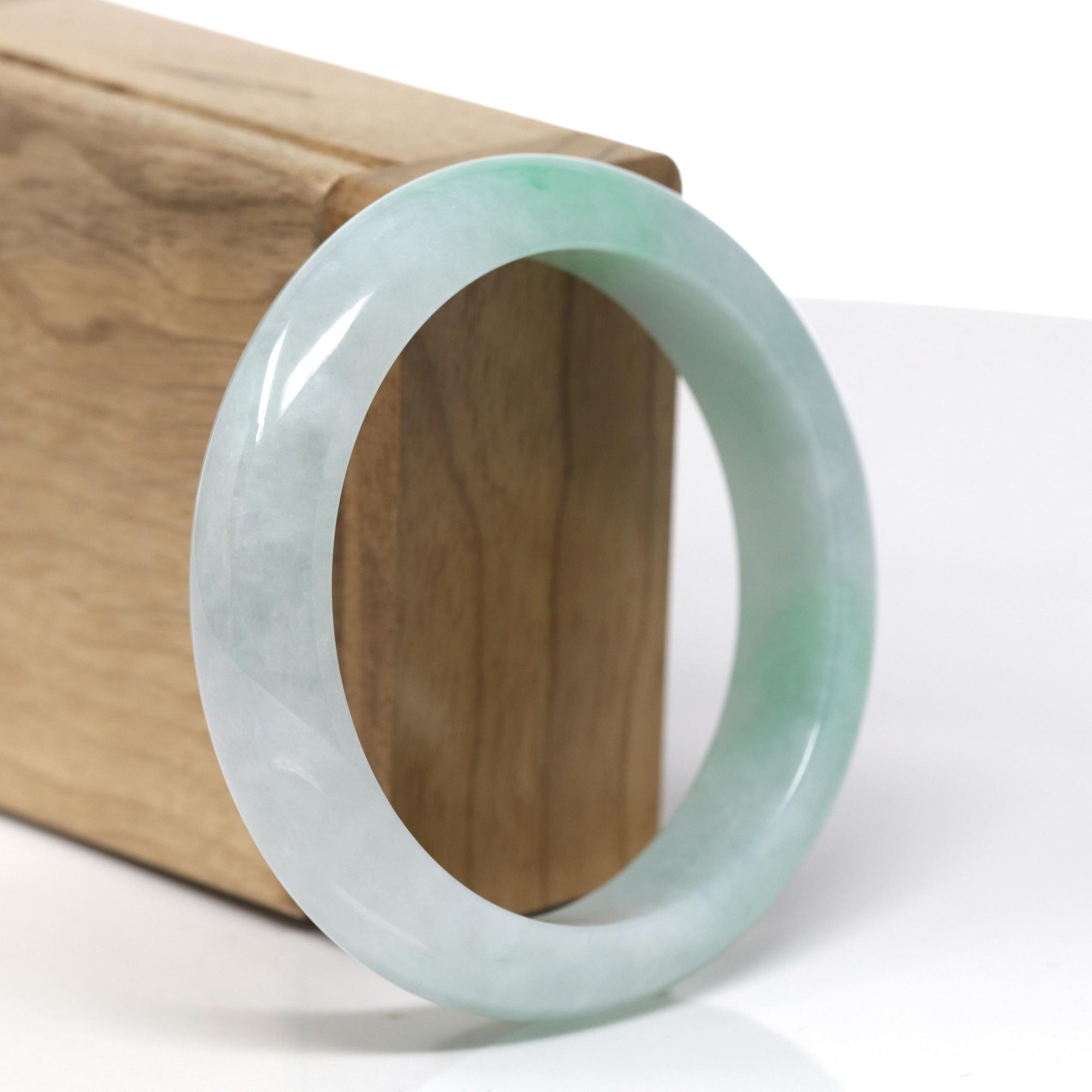 Natural Burmese Green Jadeite Jade Bangle Bracelet ( 57.0 mm ) 