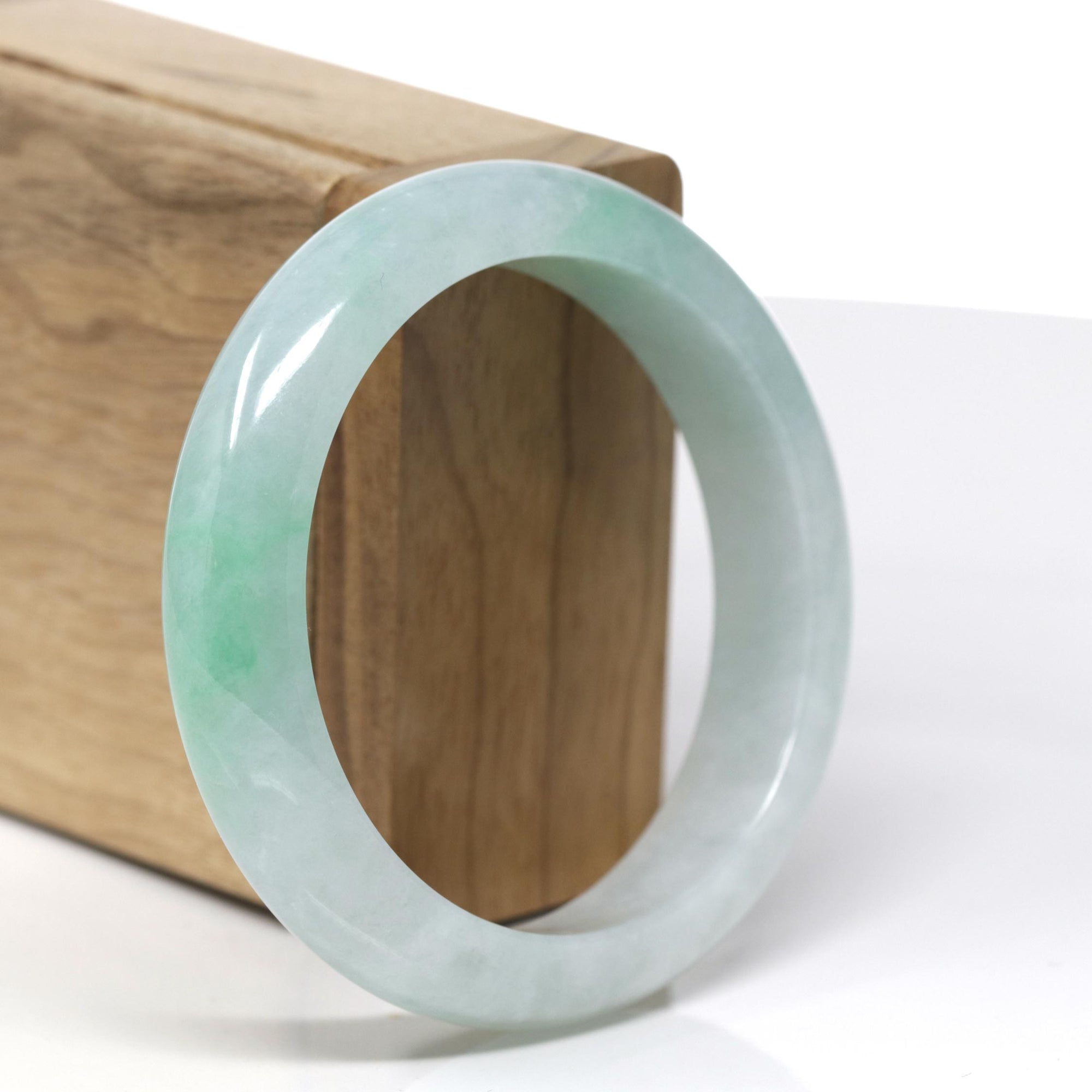 Natural Burmese Green Jadeite Jade Bangle Bracelet ( 57.0 mm ) 