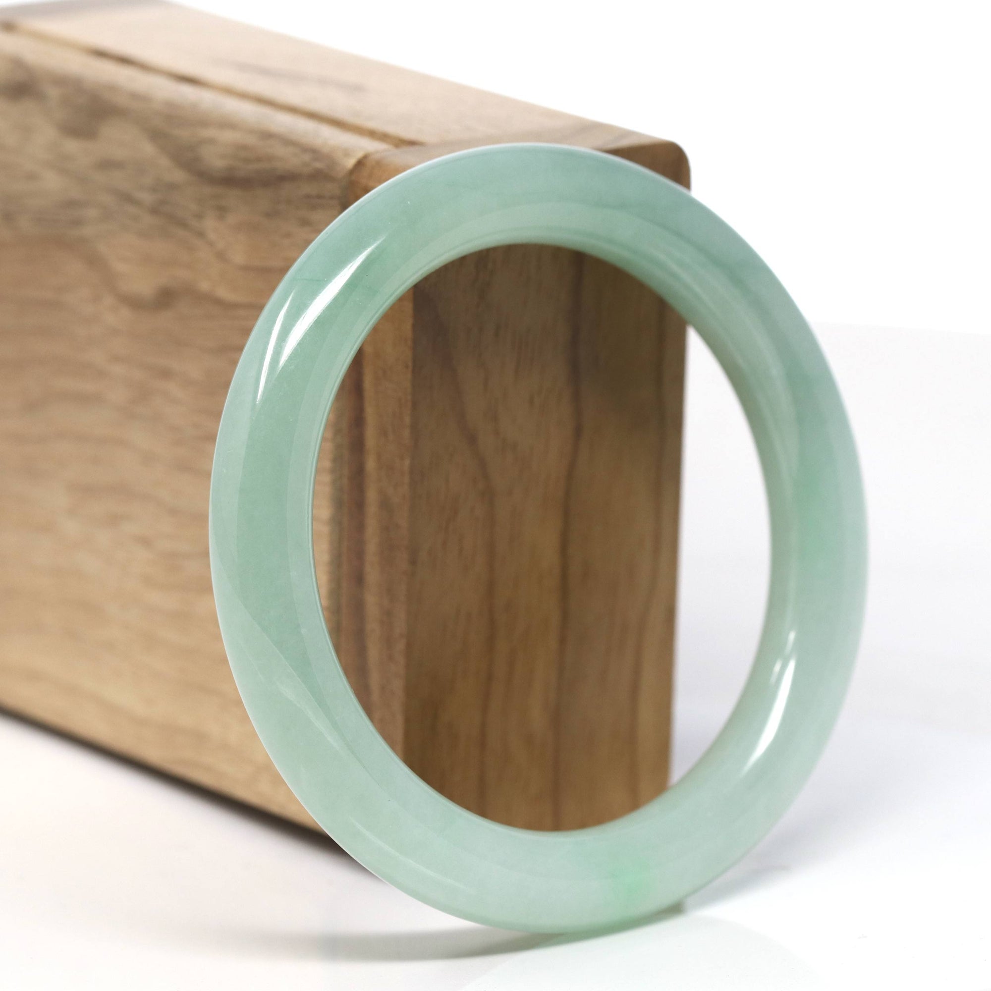 Natural Burmese Green Jadeite Jade Traditional Round Bangle Bracelet (54.6mm) 