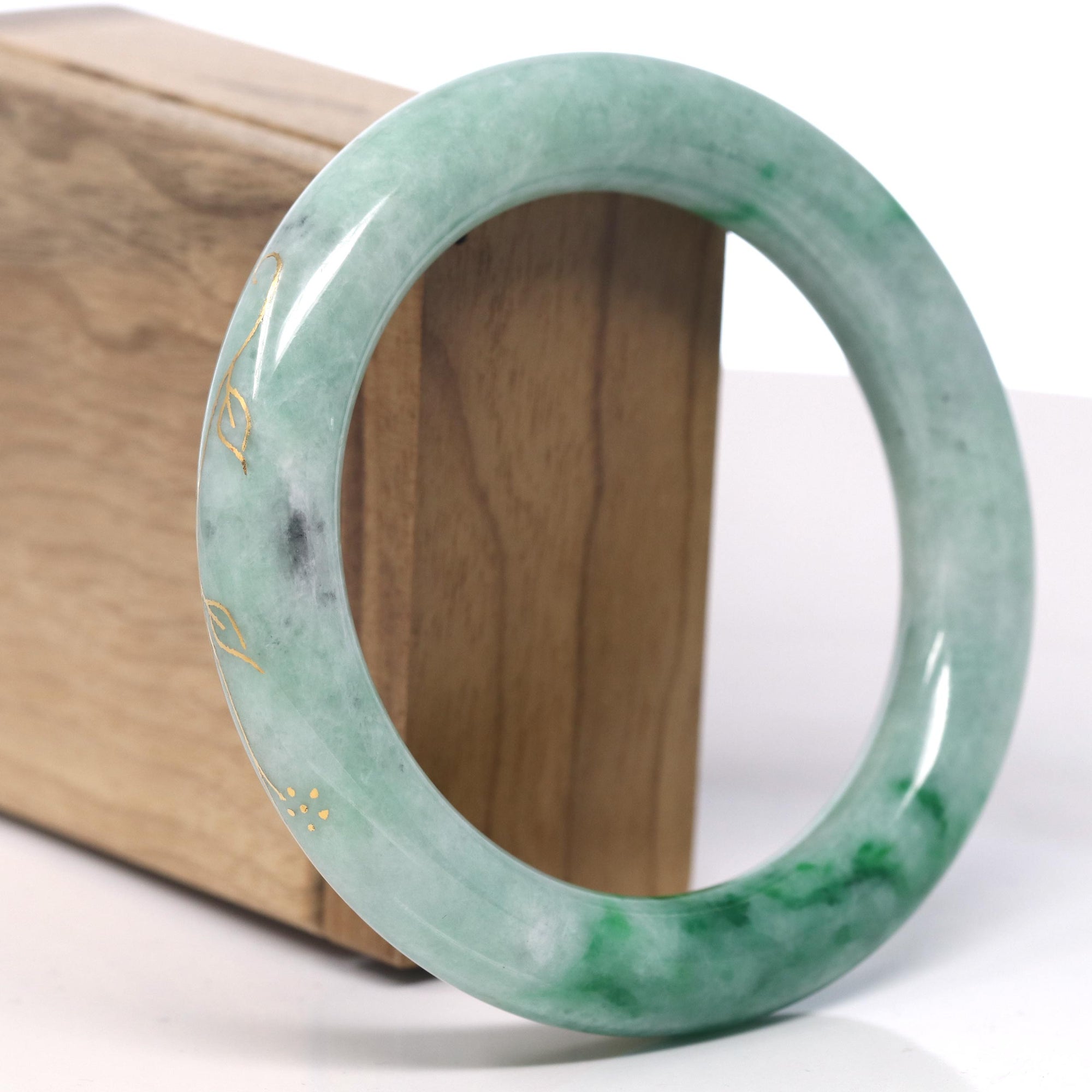 Baikalla 18k Inlay Rich Green Jadeite Jade Bangle Bracelet (59mm) 