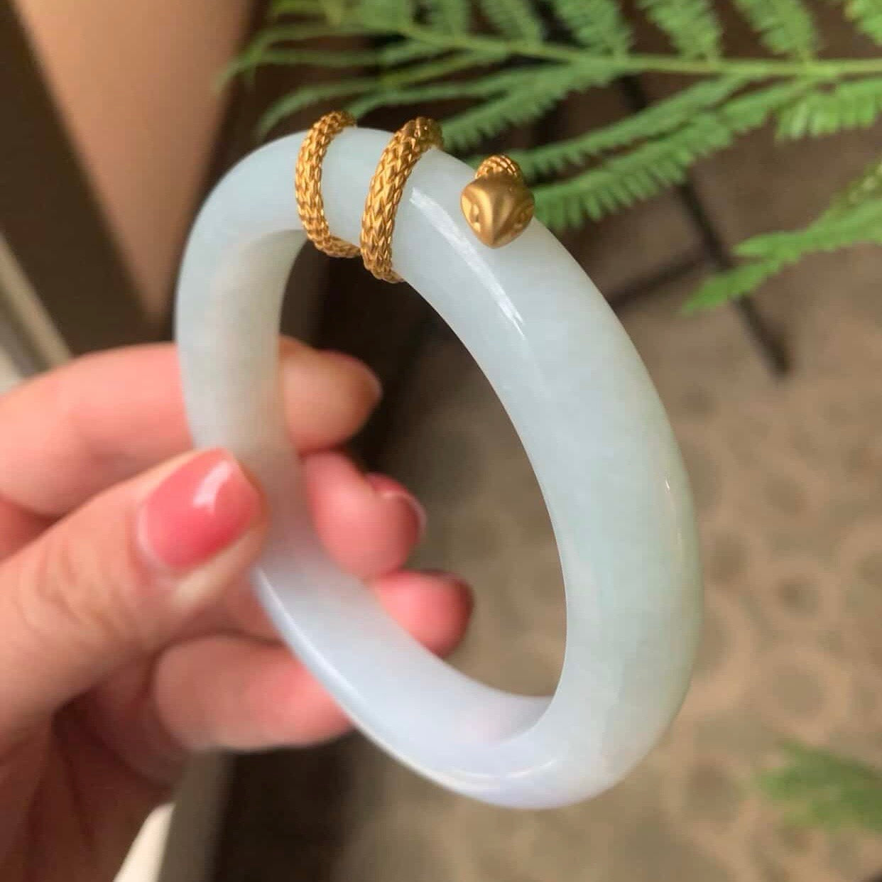 18K Yellow Gold Light Green Jadeite Jade Bangle Gold Accent