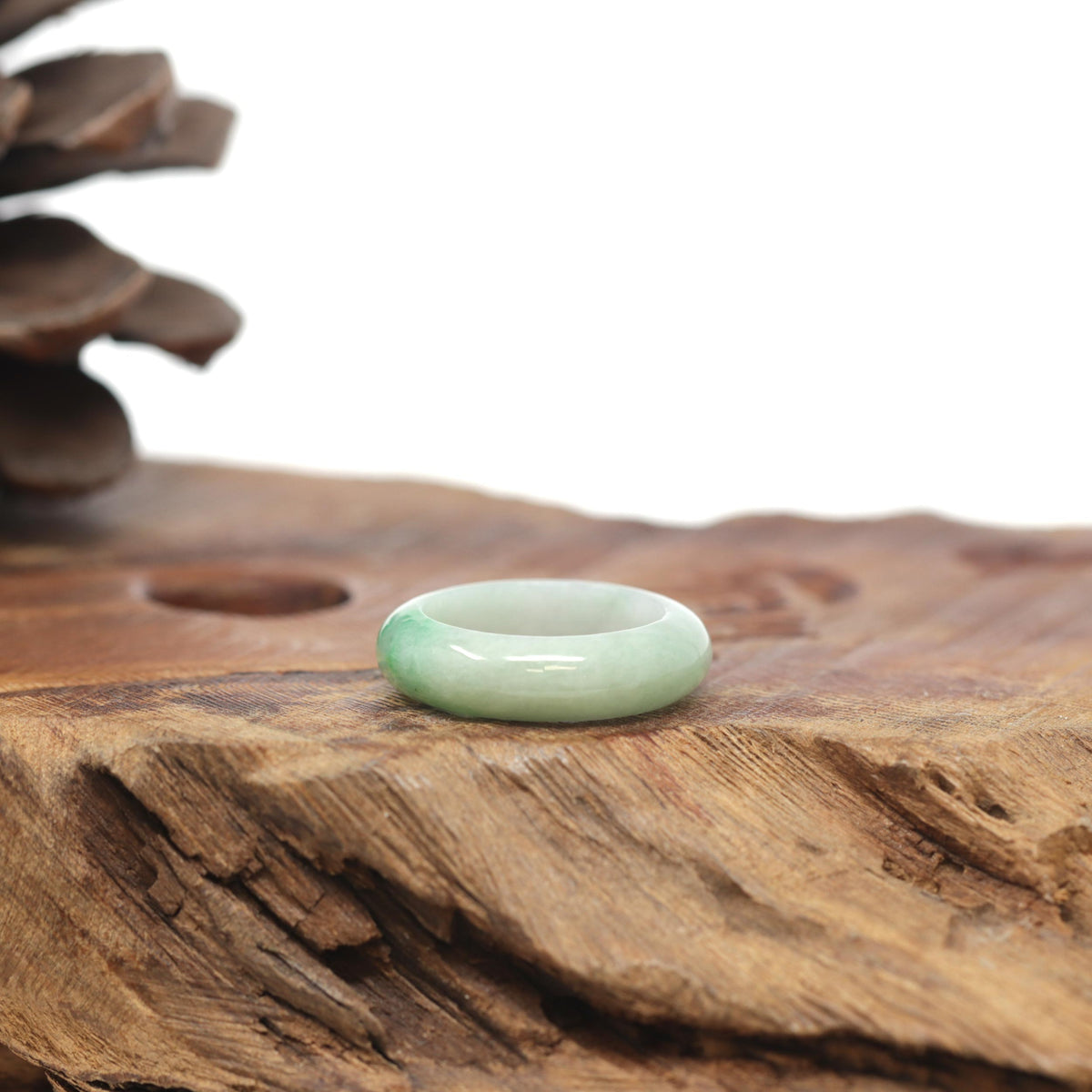Baikalla Natural Vibrant Apple-Green Patch Jadeite Jade Traditional Ring 