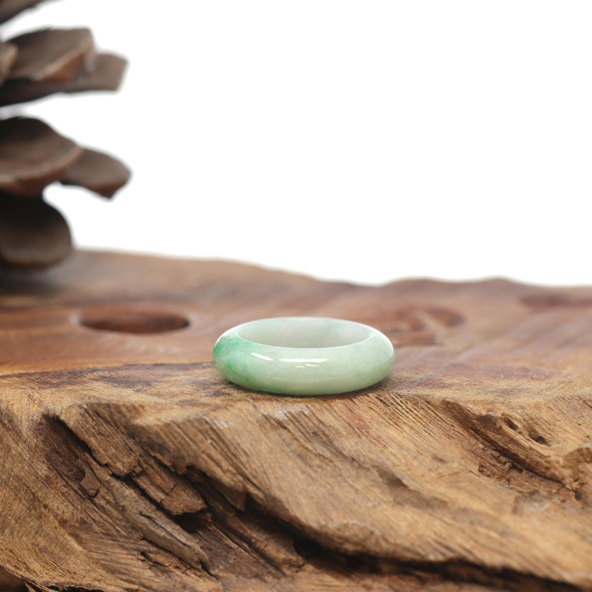 Baikalla Natural Vibrant Apple-Green Patch Jadeite Jade Traditional Ring 
