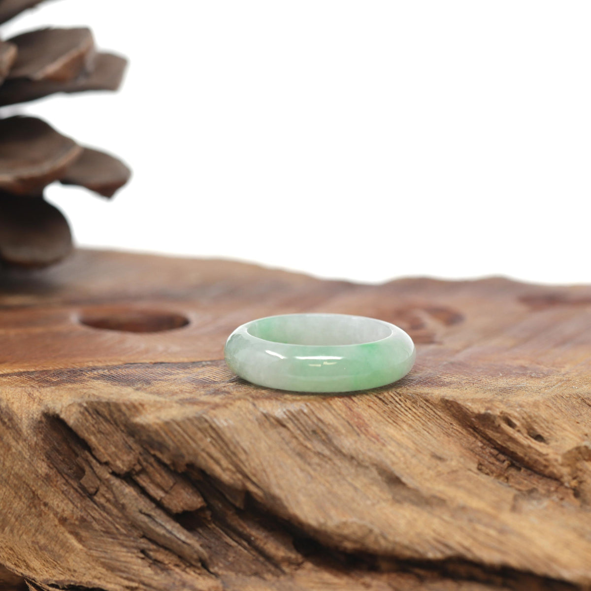 Baikalla Natural Icy Light Apple-Green Jadeite Jade Traditional Ring 