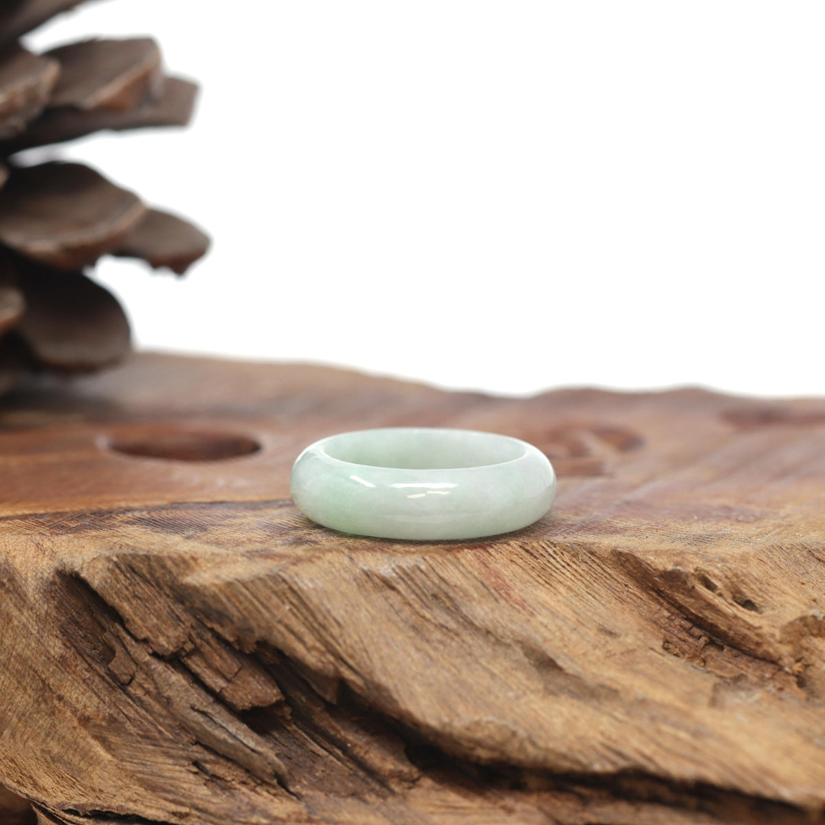Baikalla Natural Light Apple-Green Jadeite Jade Traditional Ring 