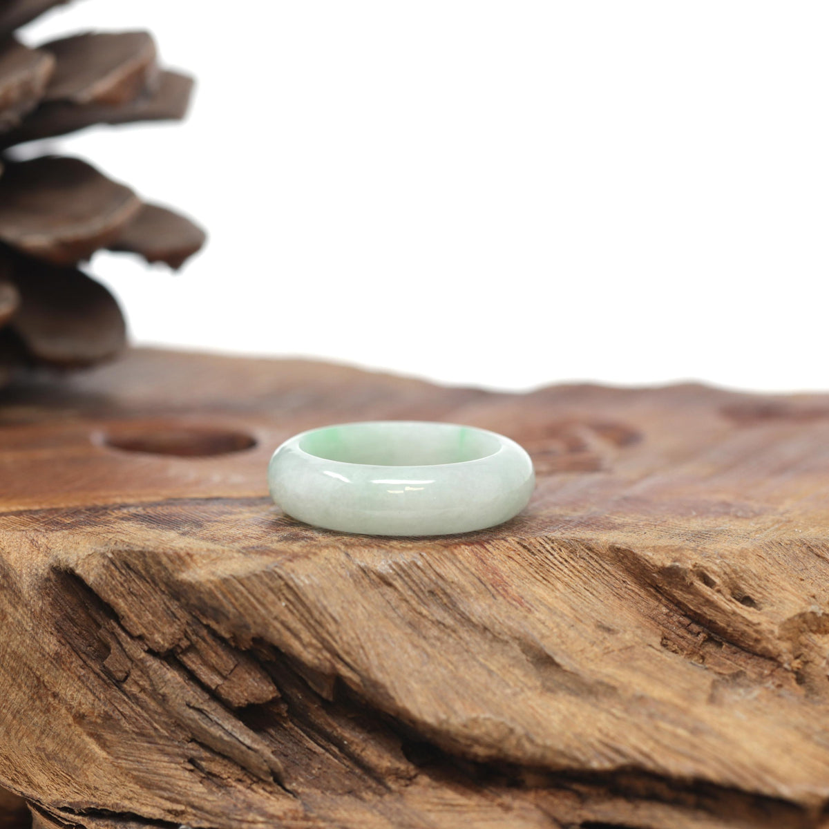 Baikalla Natural Light Apple-Green Jadeite Jade Traditional Ring 