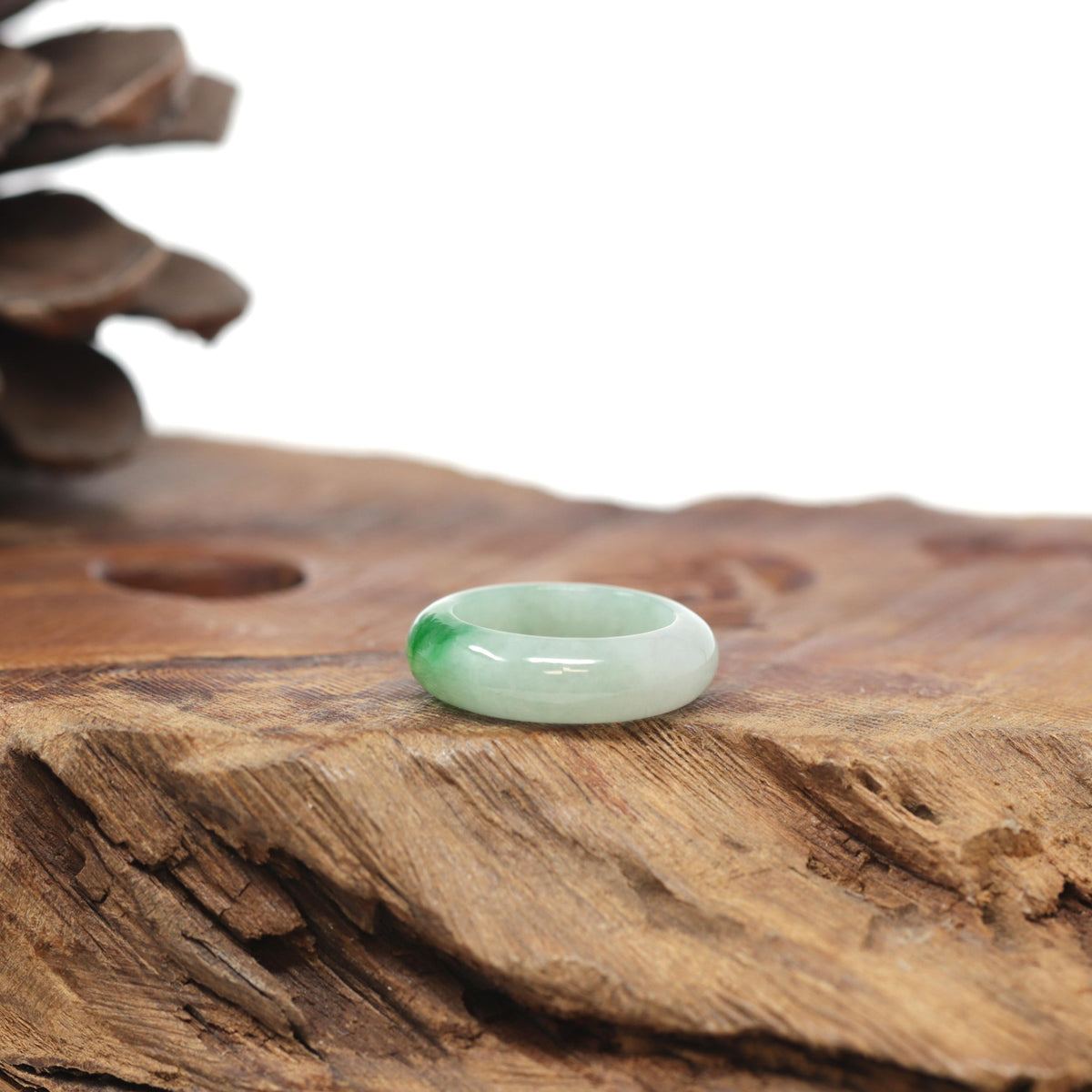 Baikalla Natural Icy Vibrant Apple-Green Patch Jadeite Jade Traditional Ring 
