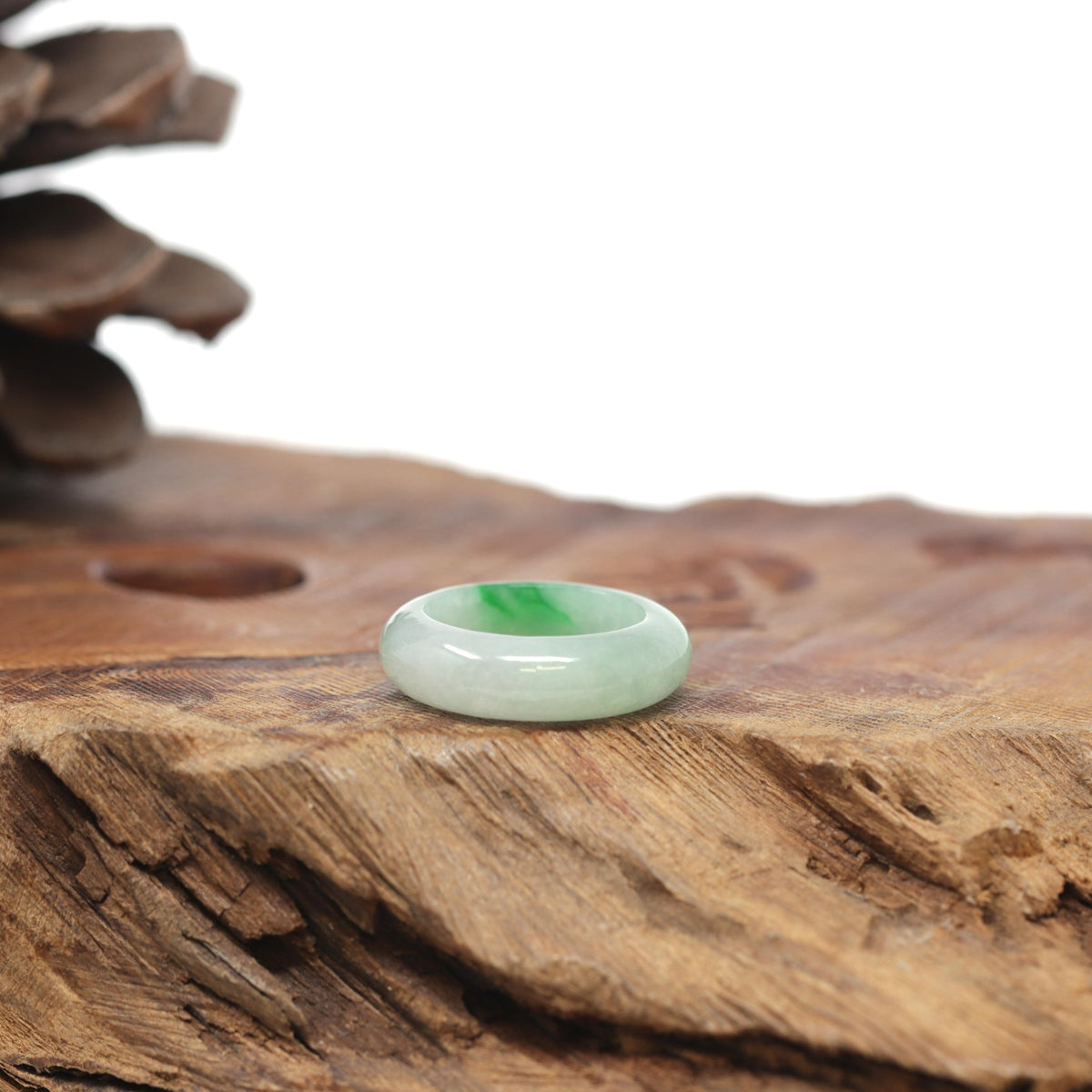 Baikalla Natural Icy Vibrant Apple-Green Patch Jadeite Jade Traditional Ring 