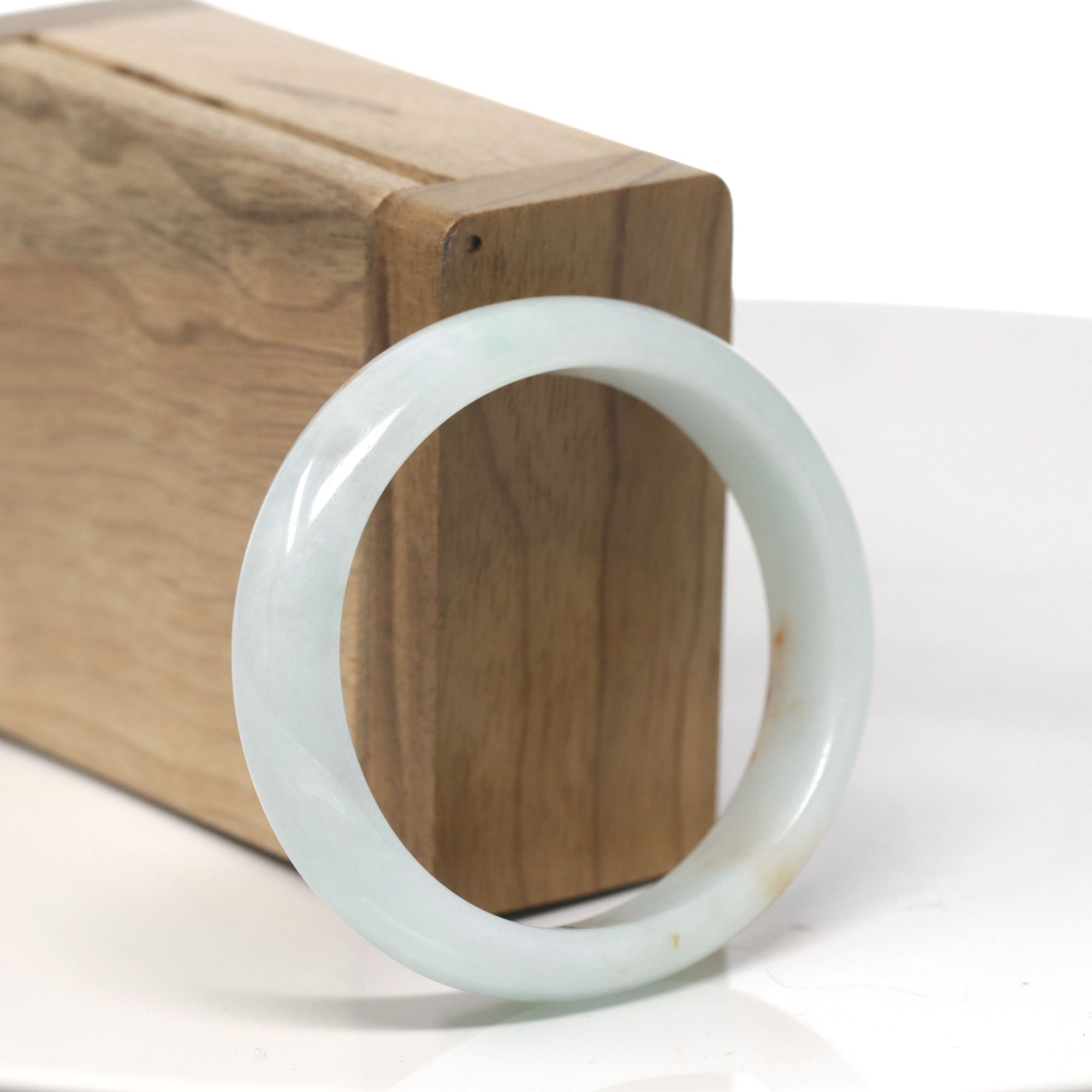 Baikalla Light Green W/ Sajin Burmese Jadeite Jade Oval Bangle (55.4mm ) 