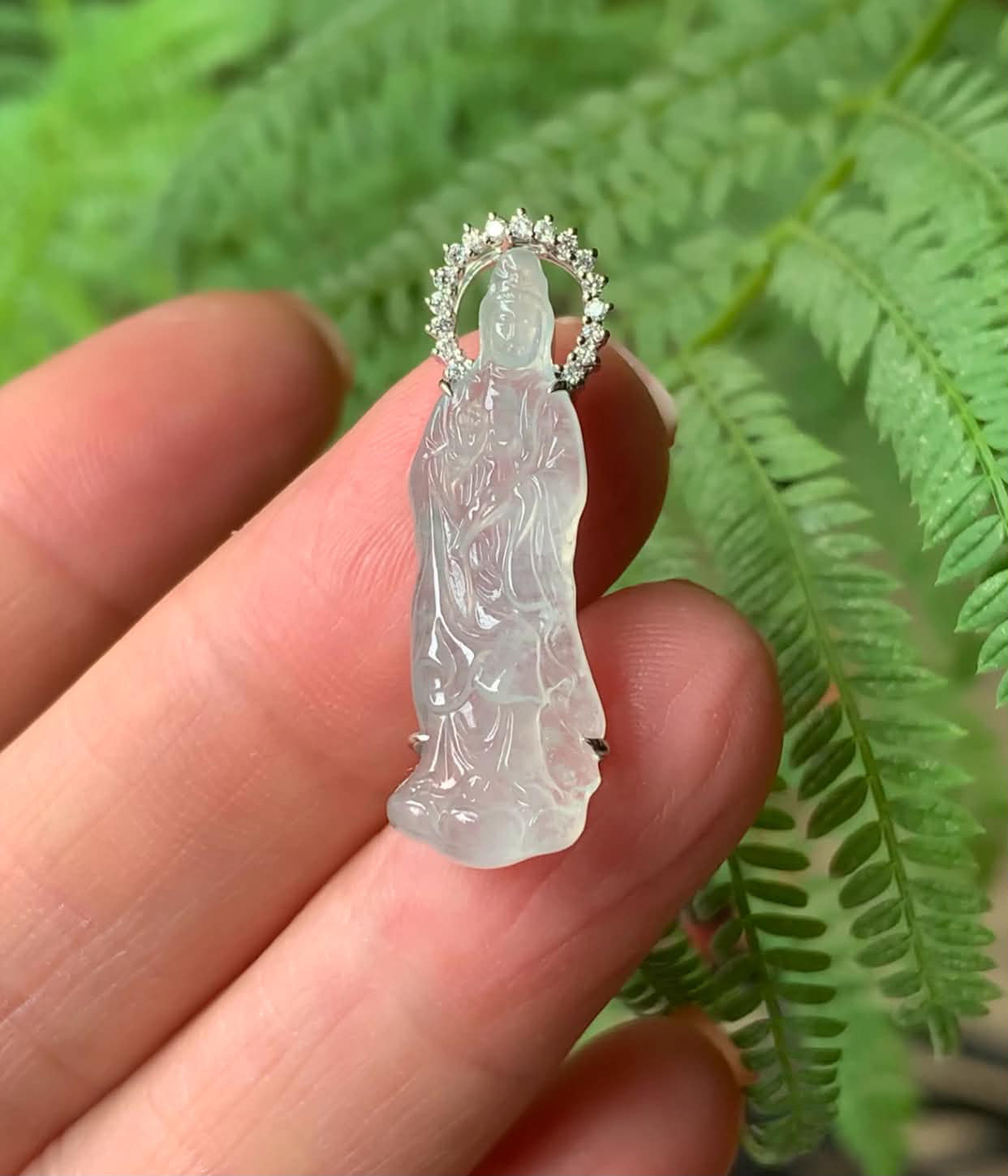 14K White Gold Icy Jadeite Jade Guanyin Pendant Diamonds And Gold Setting