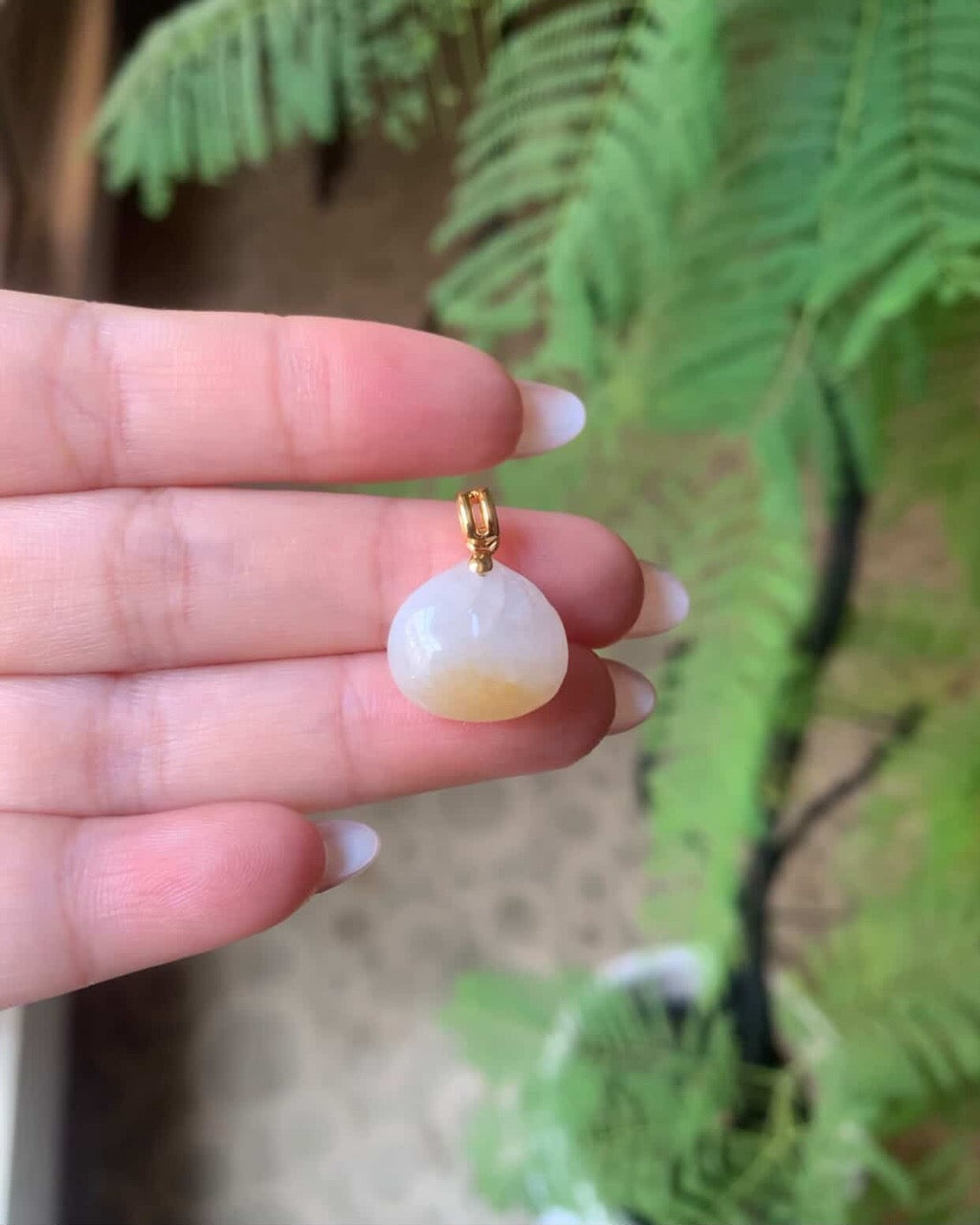 &quot;Live&quot; 18k Yellow Gold Custom Bao Pendant Simple Bail