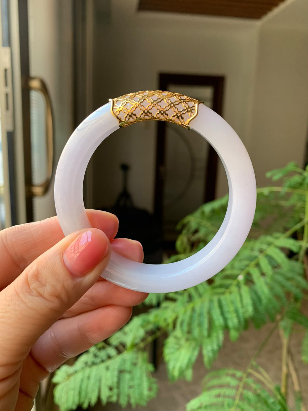 Custom 18K Yellow Gold Lavender Jadeite Jade Bangle Gold Accent (Gold Only)