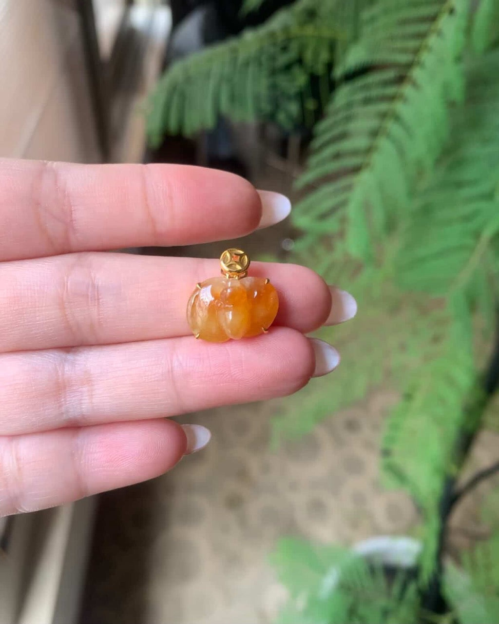 &quot;Live&quot; 18k Yellow Gold Custom Bat Pendant Money Bail