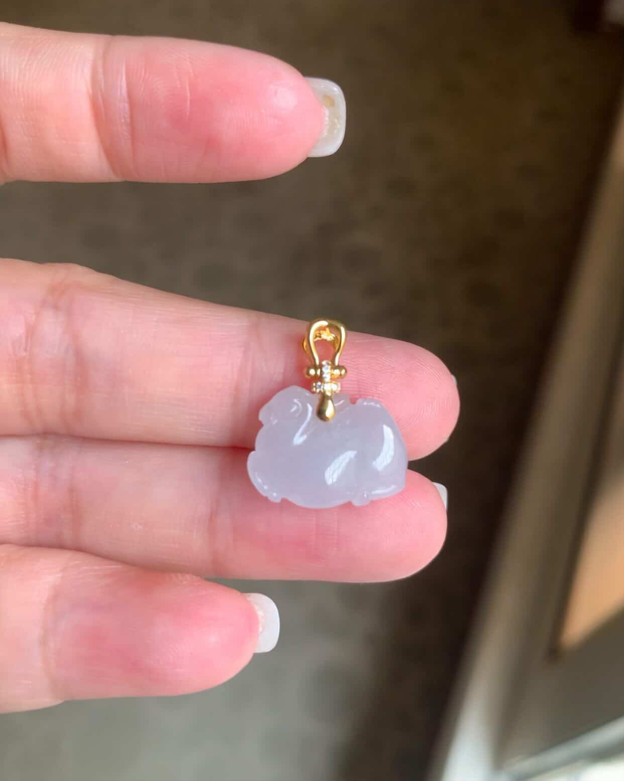 18K Yellow Gold Natural Light Lavender Jadeite Jade Horse Pendant Horseshoe Bail