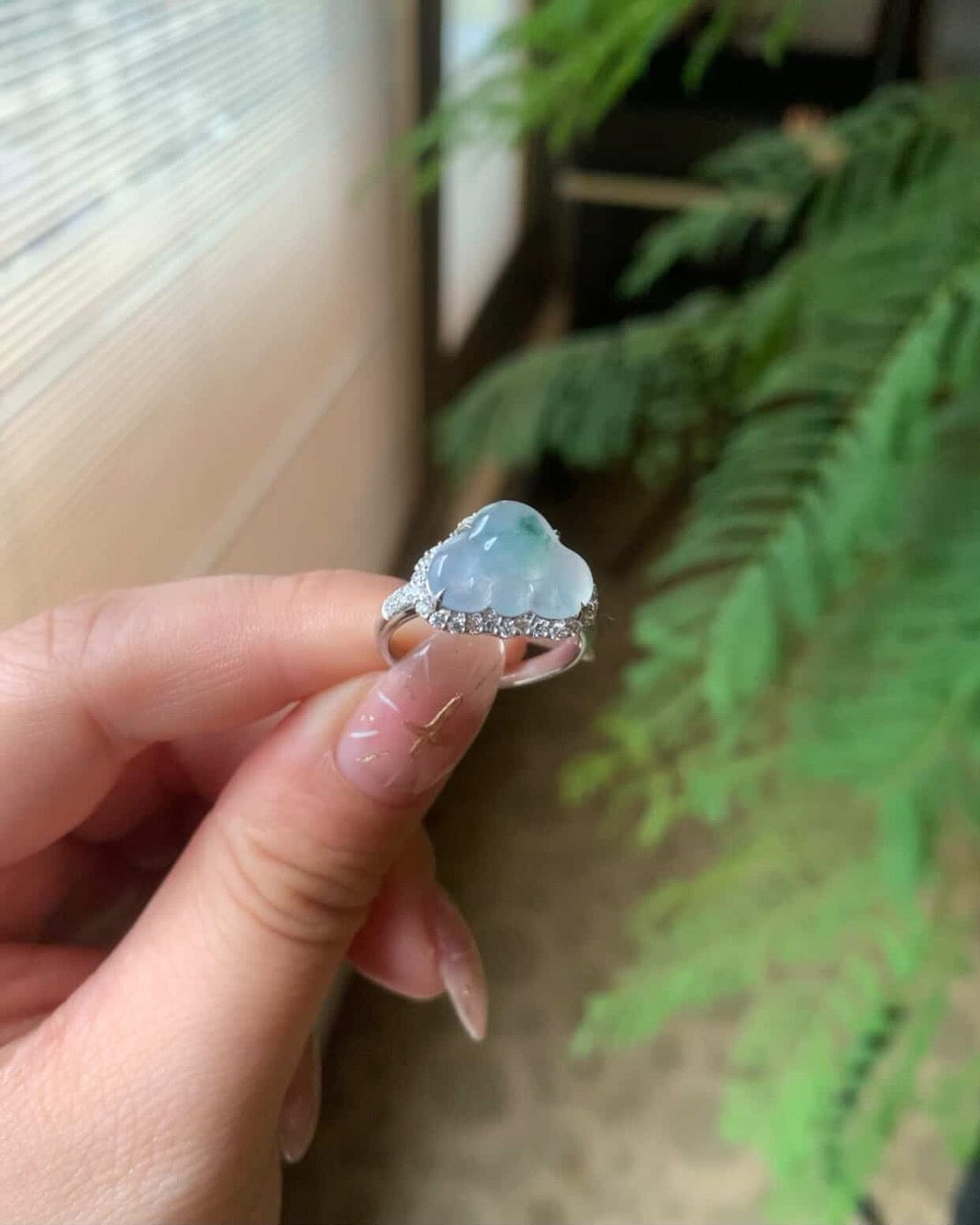 &quot;Live&quot; 18k White Gold Custom Ruyi Ring Gold Setting With Diamonds