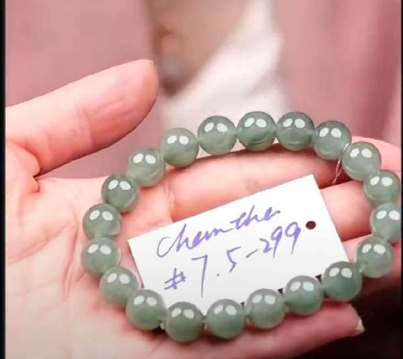 "Live" Natural Oil Green Jadeite Jade Bead Bracelet (09/05/26)