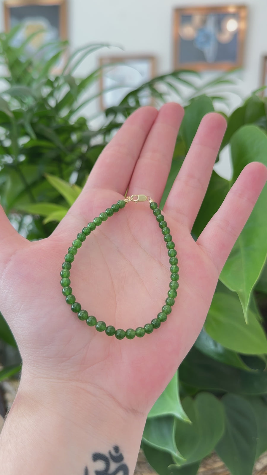18K Yellow Gold Clasp With Genuine Green Jade Round Beads Bracelet Bangle ( 4 mm )