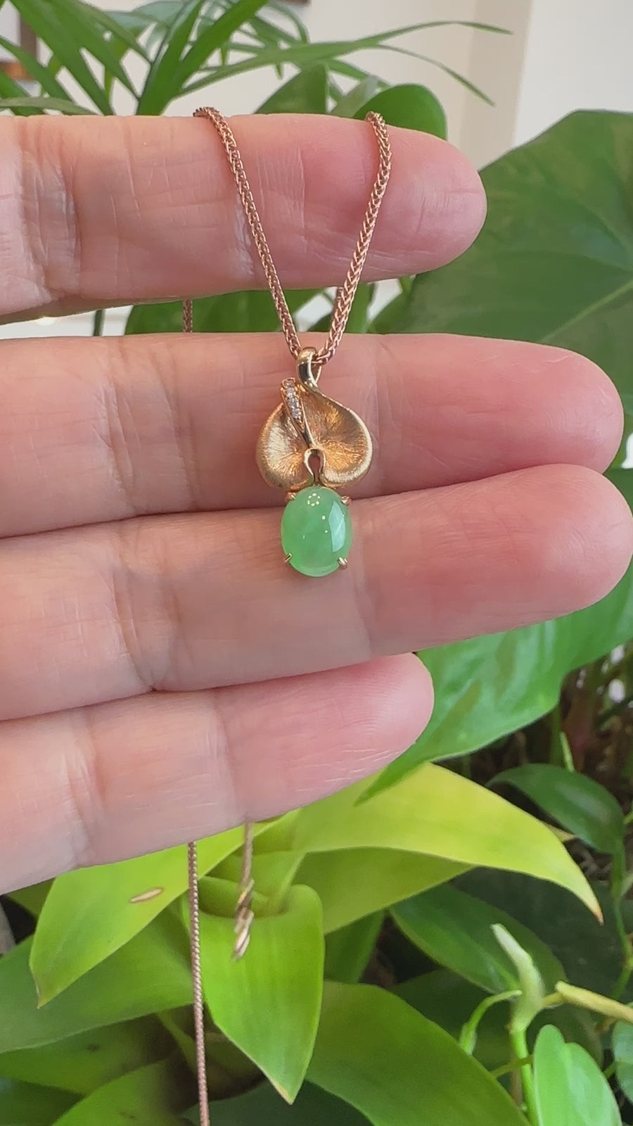 18k Rose Gold Jadeite Jade Diamond Pendant Necklace