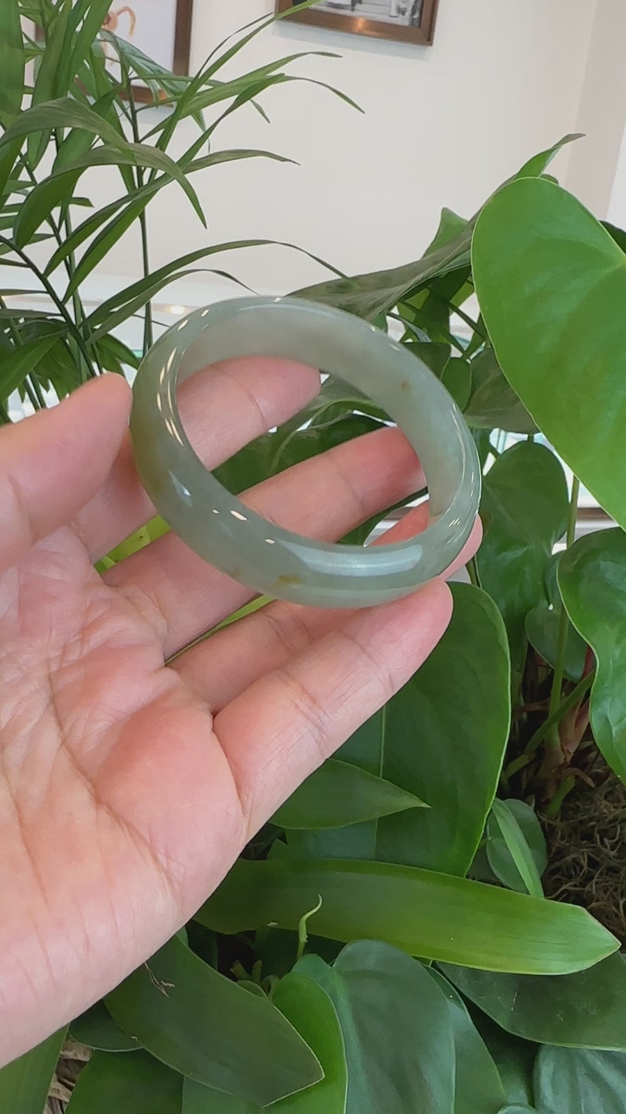 Burmese High-end Ice Blue-green Jade Jadeite Bangle Bracelet (56.37mm) ( Collectibles )T069