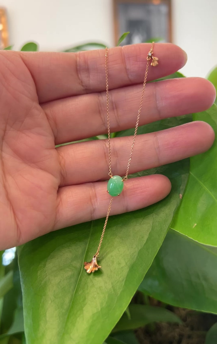 18k Rose Gold Jadeite Jade Ginkgo Leaf Pendant Necklace with Diamond
