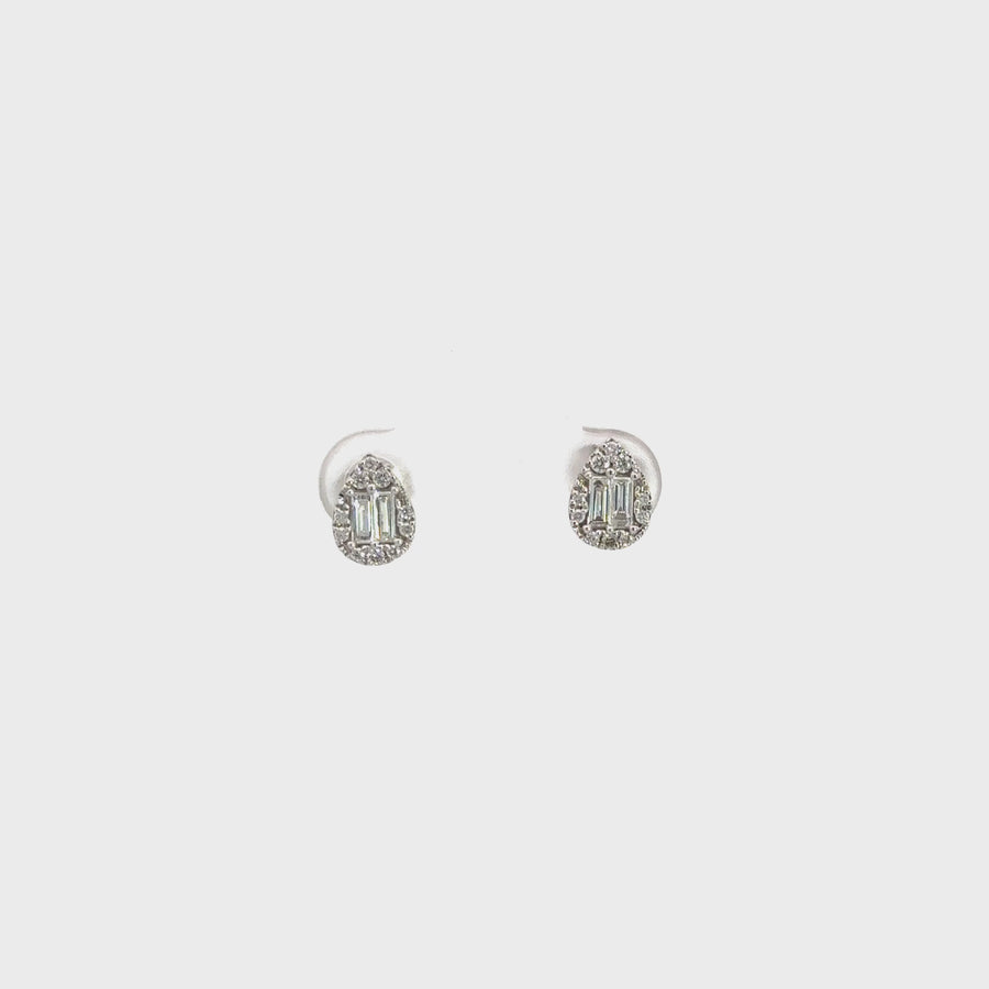 18k Classic White Gold Pear Diamond Earrings