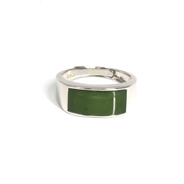 920+ Jade Ring Stock Photos, Pictures & Royalty-Free Images - iStock | Jade  jewelry, Diamond